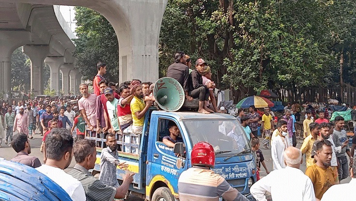 জাতীয় প্রেস ক্লাবে অটোরিকশা চালকদের গণঅবস্থান কর্মসূচি