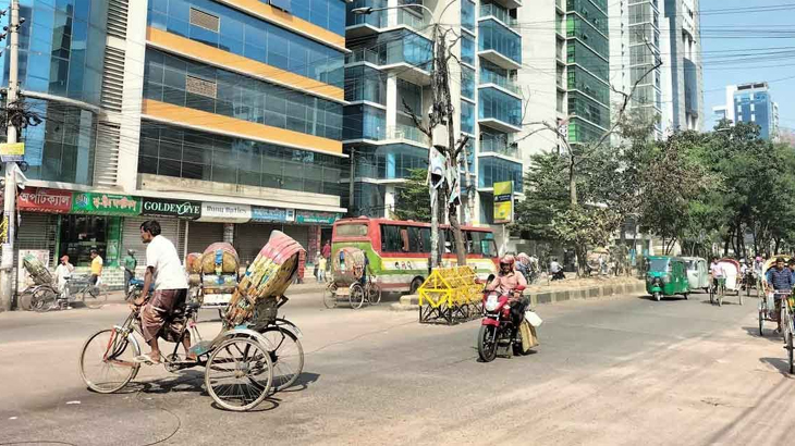 ছুটির দিনেও অস্বাস্থ্যকর ঢাকার বাতাস