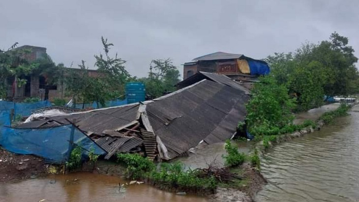 রেমালের তান্ডবে সাতক্ষীরায় ১৪৬৮ বাড়িঘর বিধ্বস্ত