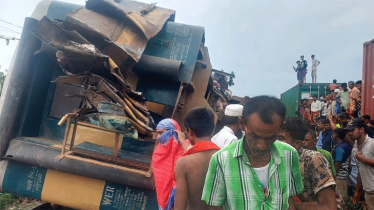 ভৈরবে ট্রেন দুর্ঘটনা, লোকোমাস্টারসহ বরখাস্ত ৩