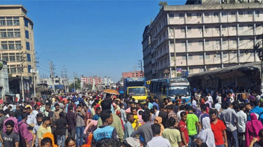 বিক্ষোভের মুখে গাজীপুরে ৩০ কারখানায় ছুটি ঘোষণা