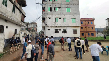 রূপগঞ্জে সন্দেহের বাড়ি থেকে তিনটি বোমা উদ্ধার