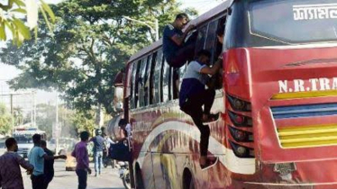 সিলেটে শ্যামলী বাসে আগুন দেয়ার চেষ্টা