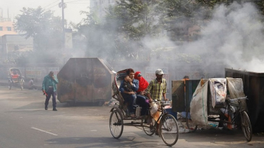 দূষিত বাতাসের শহরের তালিকায় শীর্ষে ঢাকা