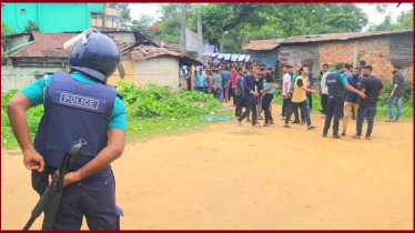 ‘ভোটারহীন কেন্দ্র’ দখলের চেষ্টা ছাত্রলীগের