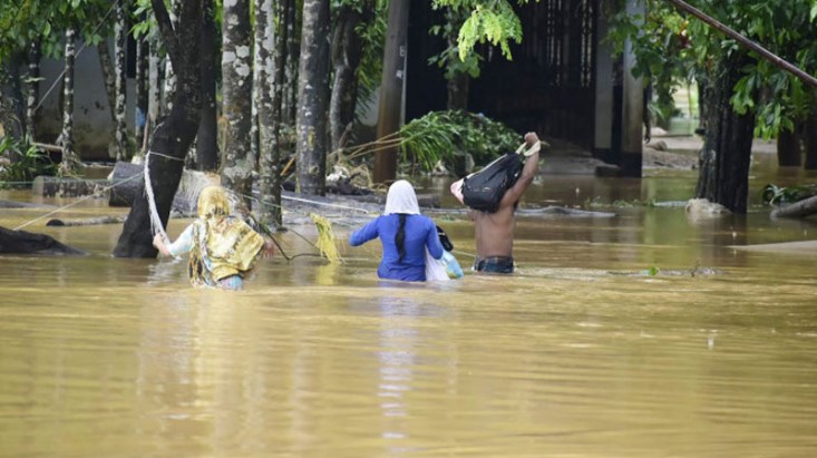 ভারতের পানিতে ডুবেছে সিলেট, বন্দি সাড়ে ৫ লাখ মানুষ