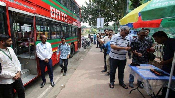 এলিভেটেড এক্সপ্রেসওয়েতে বিআরটিসির বাস চলাচল শুরু