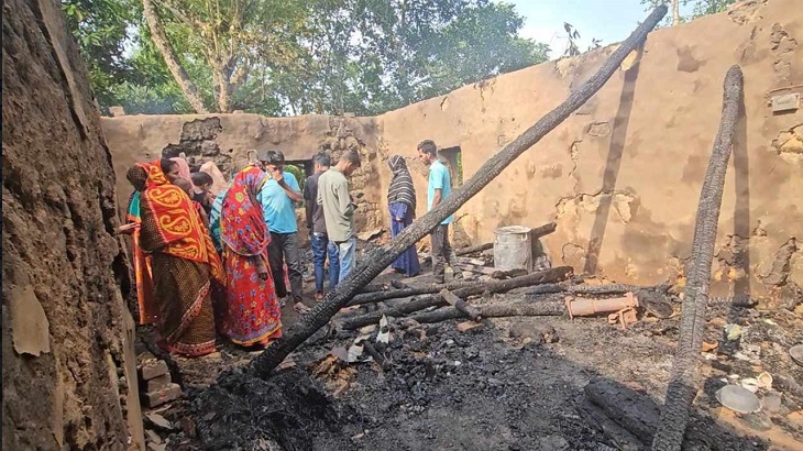 বজ্রপাতে মা-ছেলেসহ ৩ জনের মৃত্যু