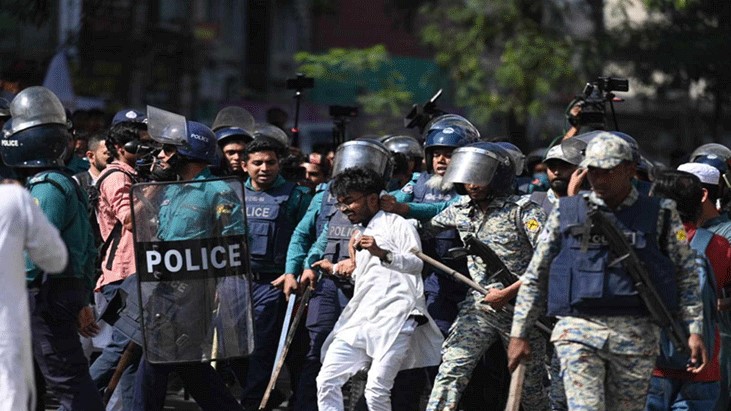 হিজবুত তাহেরীরের মিছিলের সময় বেশ কয়েকজন আটক