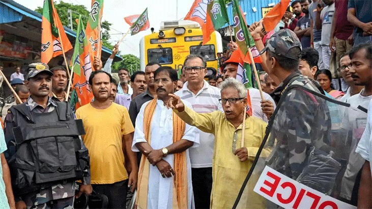 পশ্চিমবঙ্গে বিজেপির ১২ ঘণ্টার হরতাল 