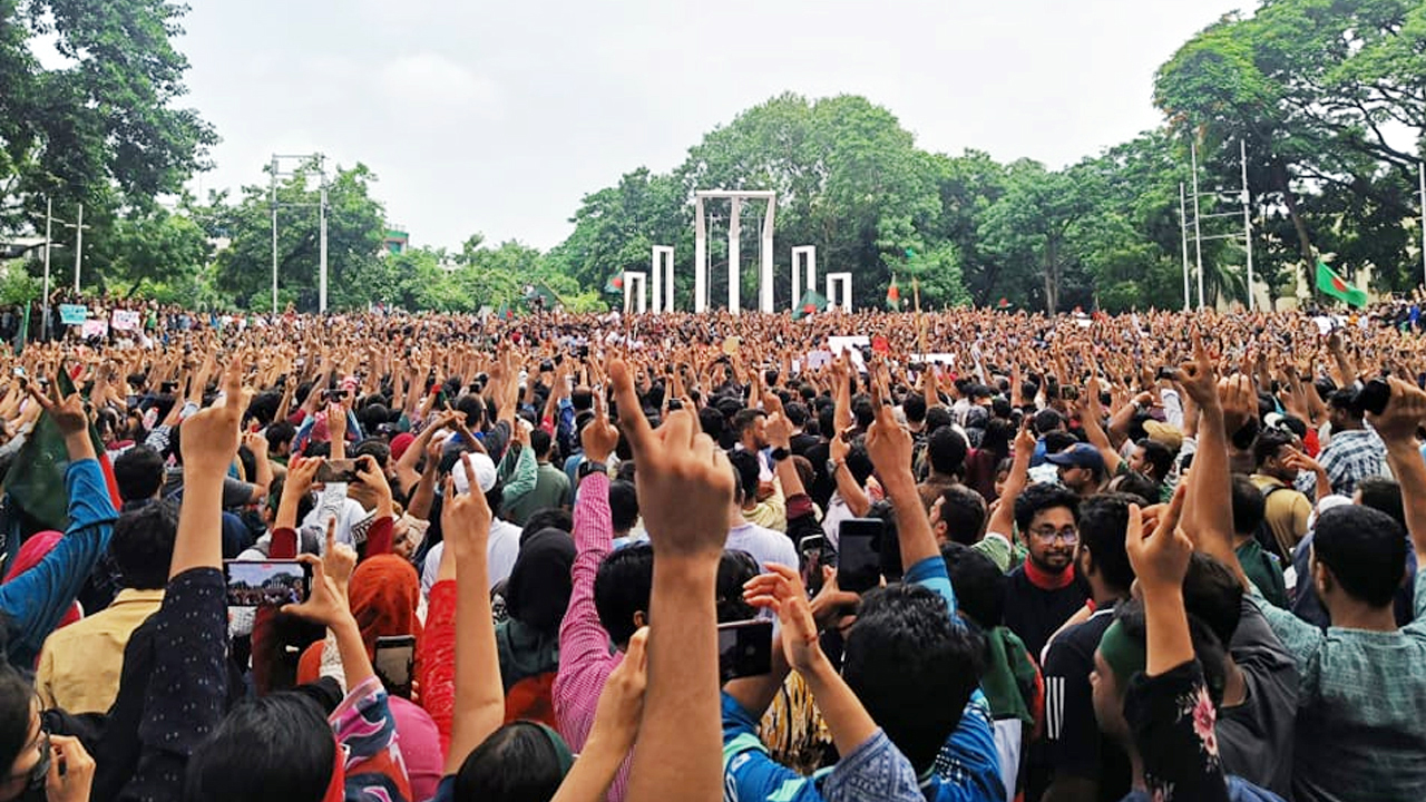 সরকার পদত্যাগের এক দফার ডাক