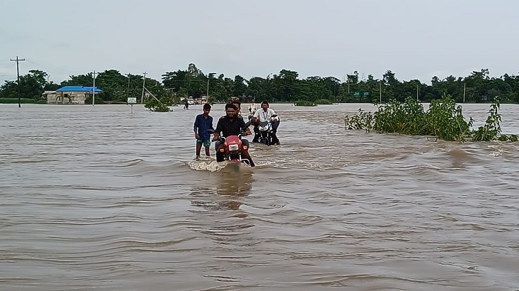 সুনামগঞ্জের সঙ্গে তাহিরপুরের বিচ্ছিন্ন 